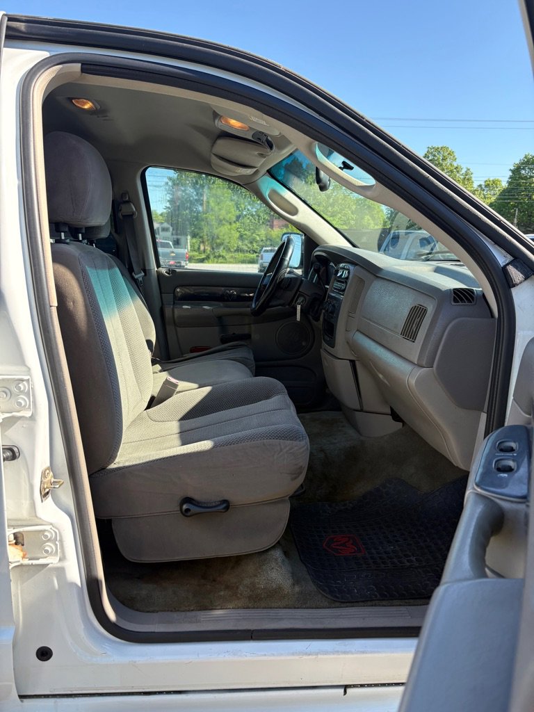 Used 2005 Dodge Ram 1500 Truck SLT RWD image 11