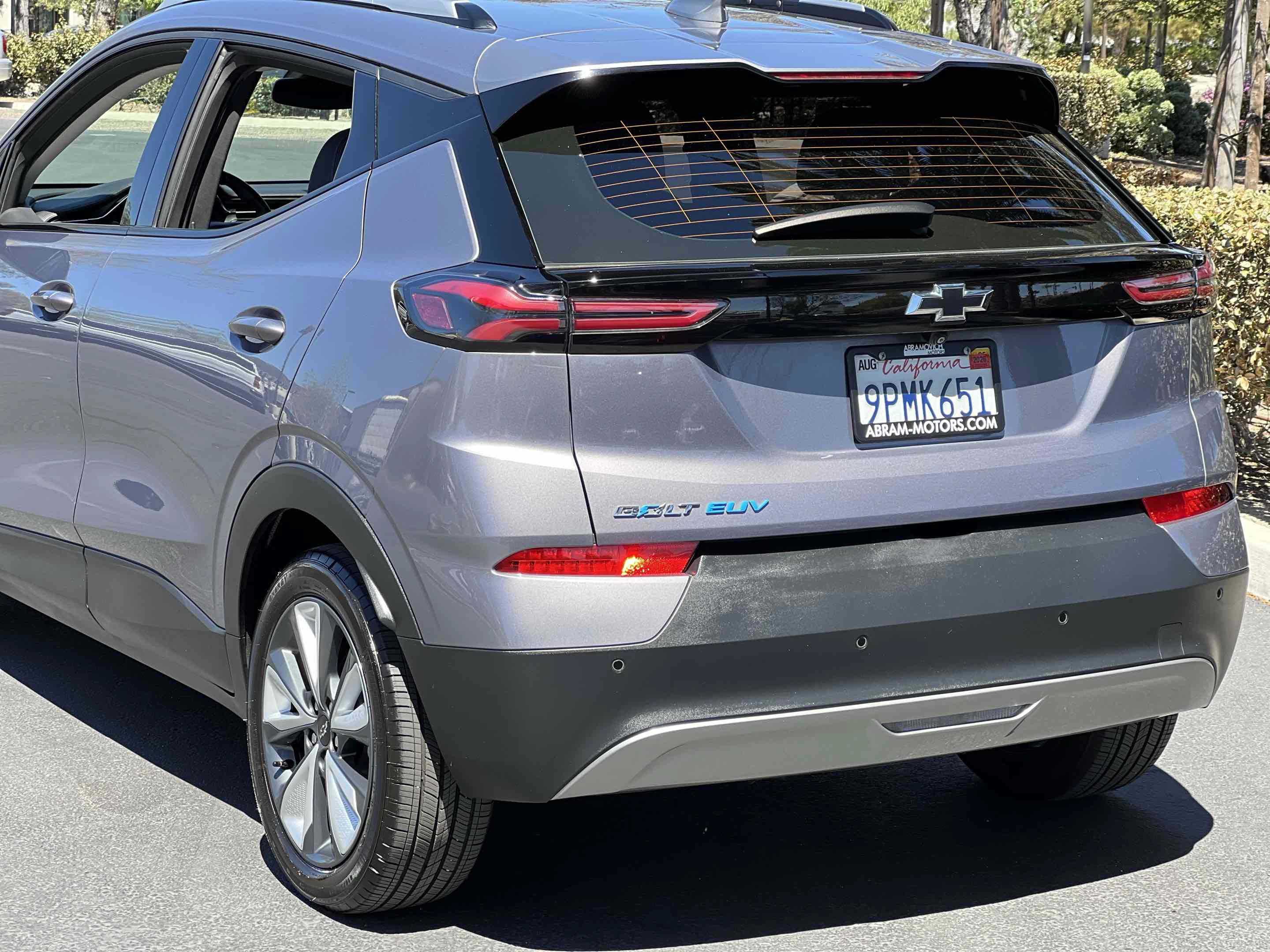 Used 2022 Chevrolet Bolt EUV LT w/ Convenience Package FWD image 64