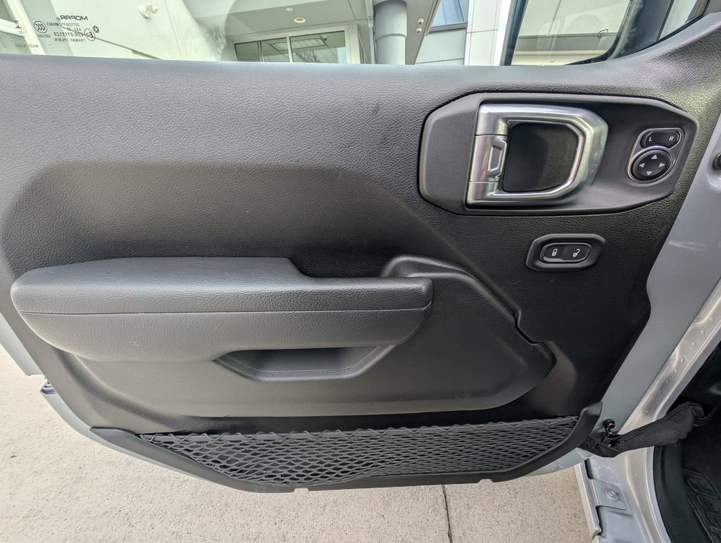 Used 2024 Jeep Wrangler Sport S image 37