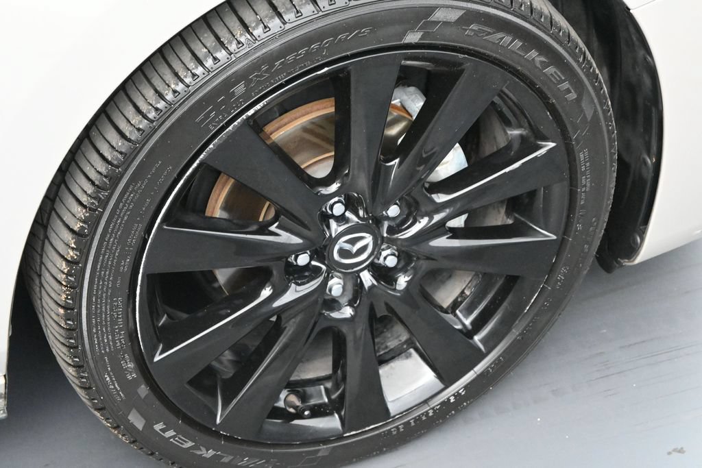 Used 2024 MAZDA MAZDA3 s FWD image 19