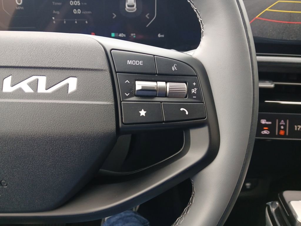 New 2025 Kia EV6 Light w/ Light LR Technology Package image 20