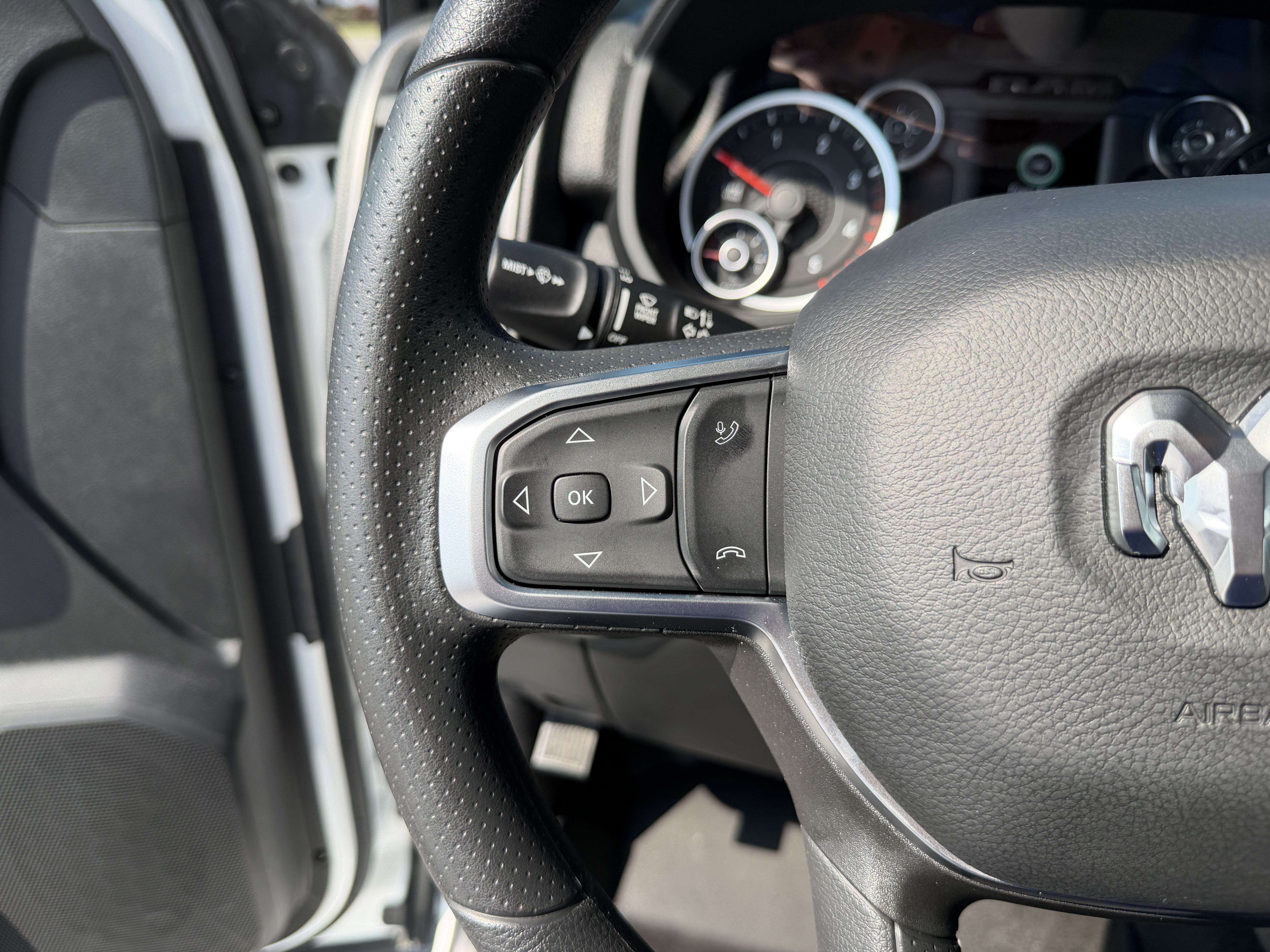 Used 2025 RAM 2500 Tradesman AWD/4WD image 17