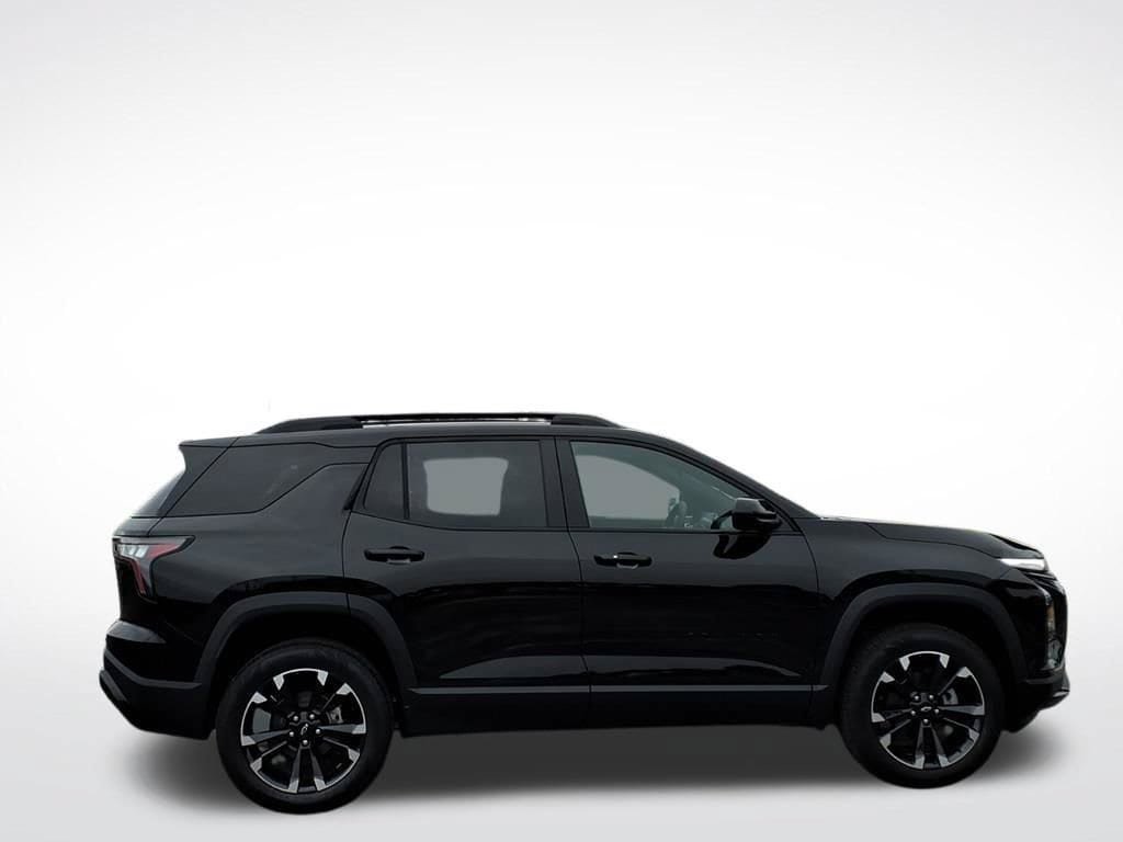 New 2026 Chevrolet Equinox RS w/ Convenience Package III FWD image 2