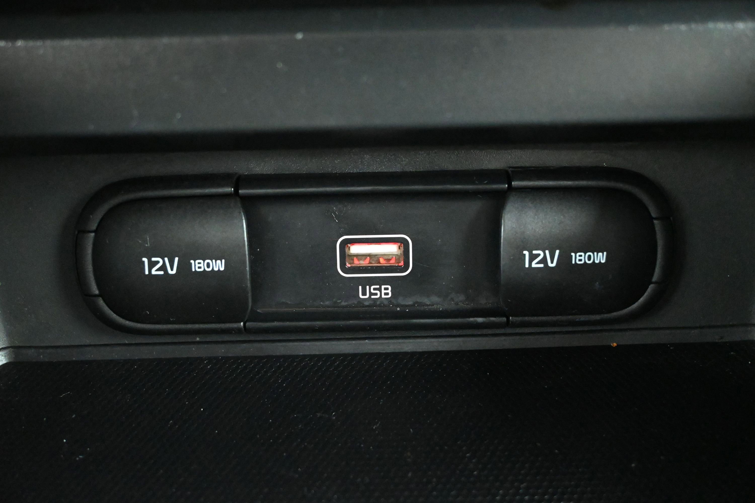 Used 2020 Kia Soul LX FWD image 18