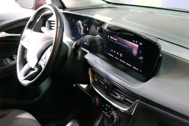 Used 2024 Buick Encore GX Preferred FWD image 12
