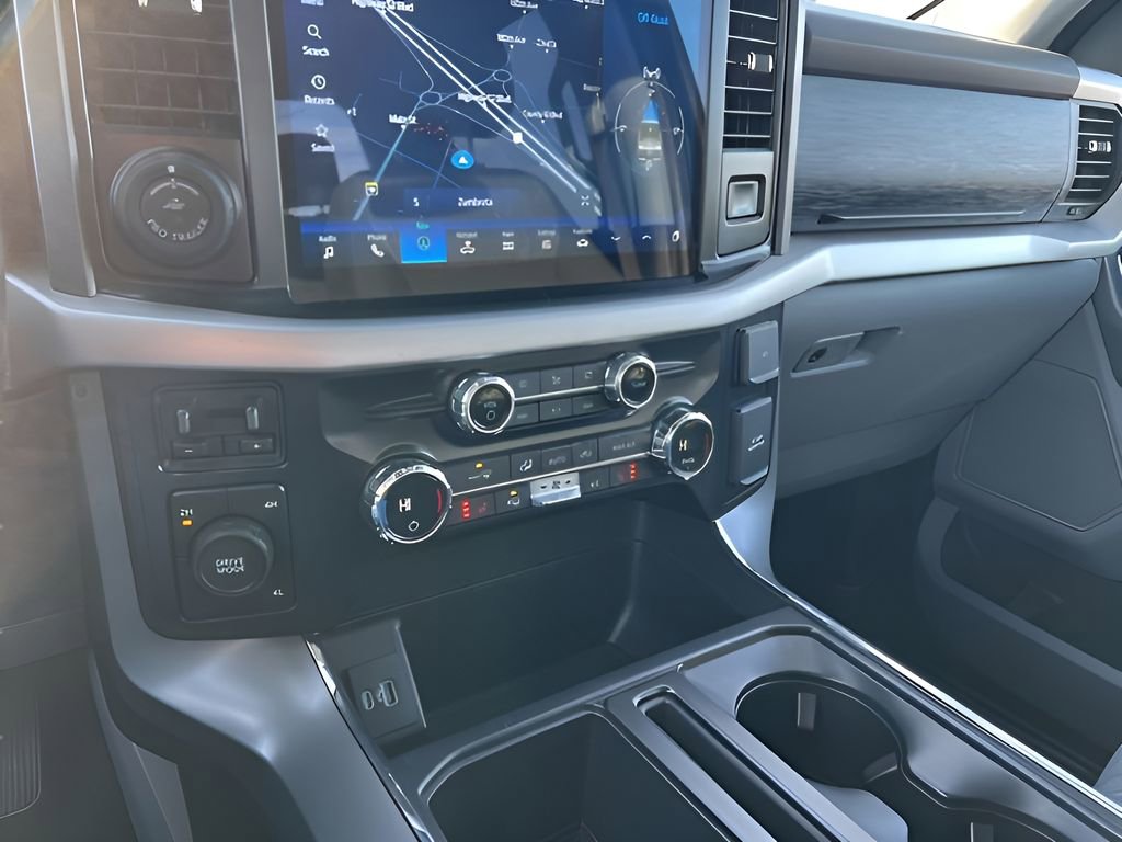 Used 2021 Ford F150 XLT w/ Equipment Group 302A High image 23