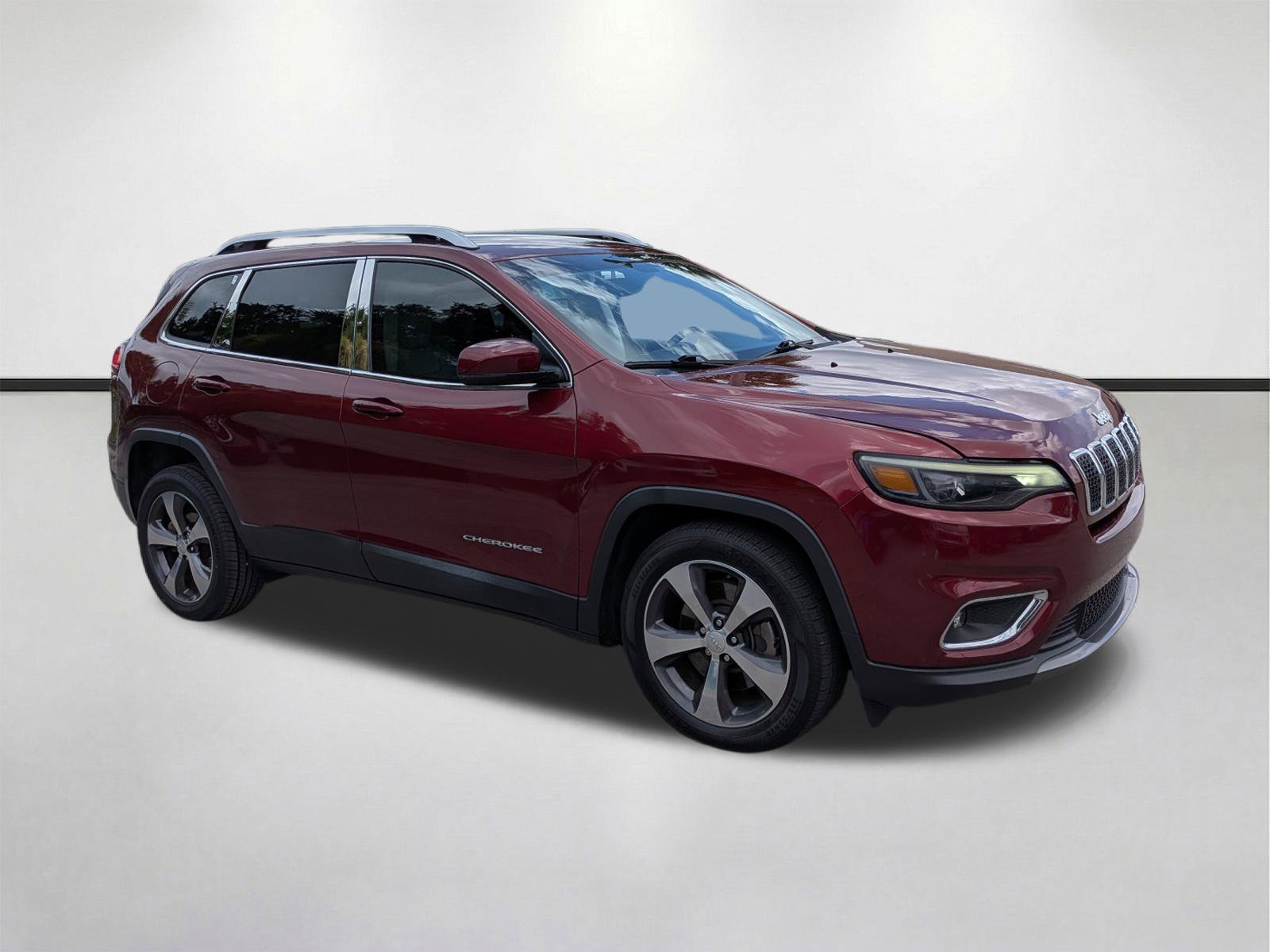 Used 2019 Jeep Cherokee Limited FWD video 1