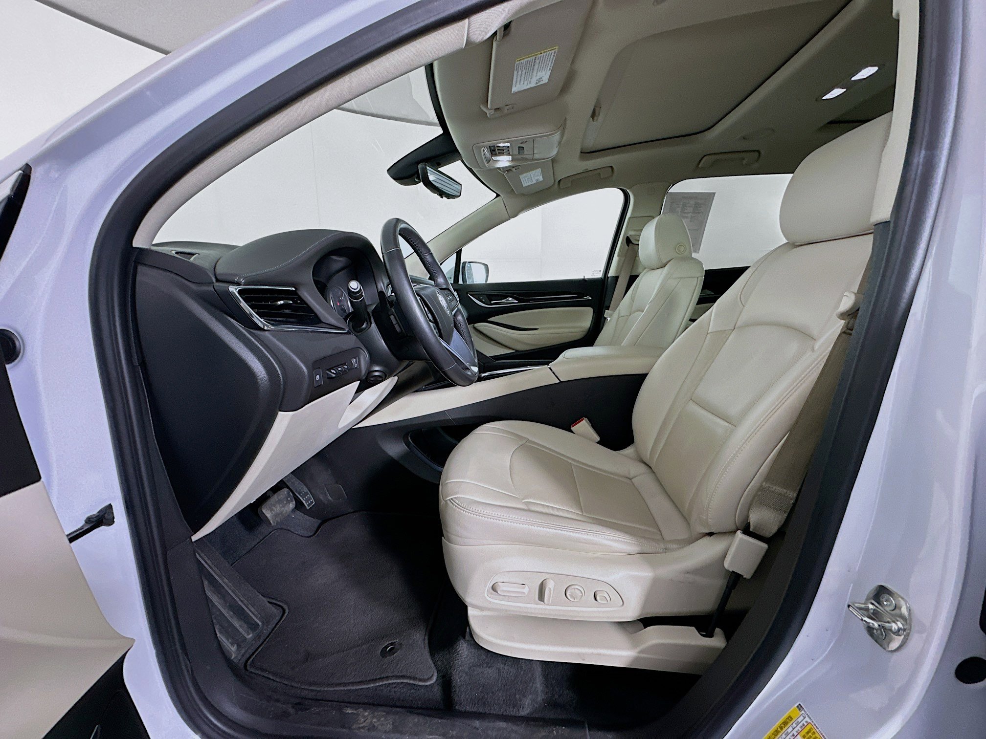 Used 2023 Buick Enclave Premium w/ Experience Buick Package image 13