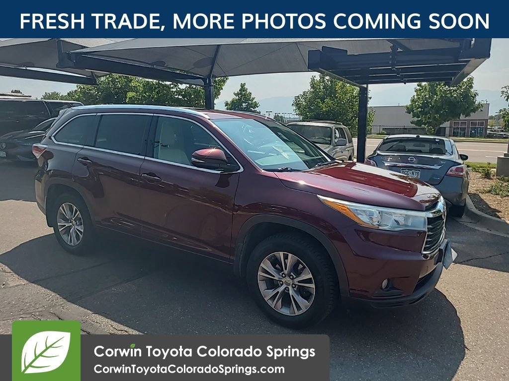 Used 2015 Toyota Highlander XLE AWD/4WD image 11