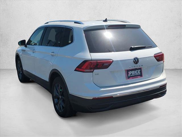 Used 2023 Volkswagen Tiguan SE w/ Panoramic Sunroof Package FWD image 8
