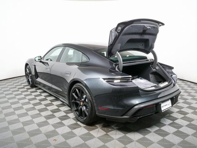 New 2026 Porsche Taycan image 35