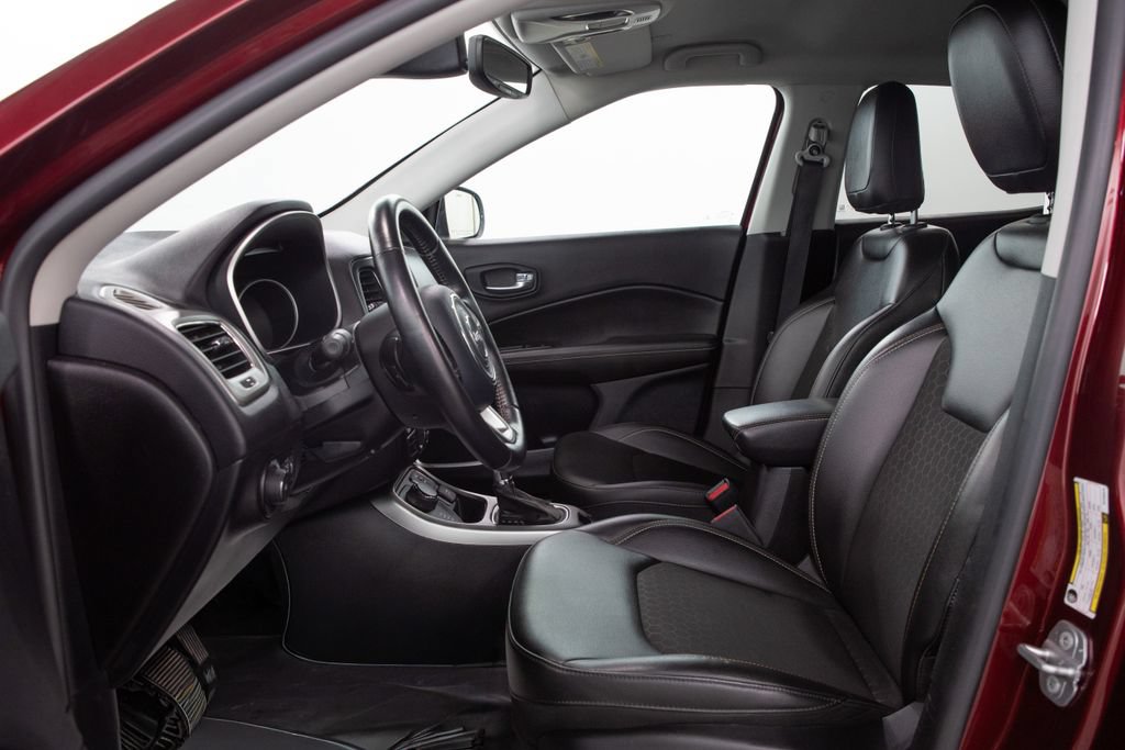 Used 2021 Jeep Compass Latitude w/ Convenience Group AWD/4WD image 7