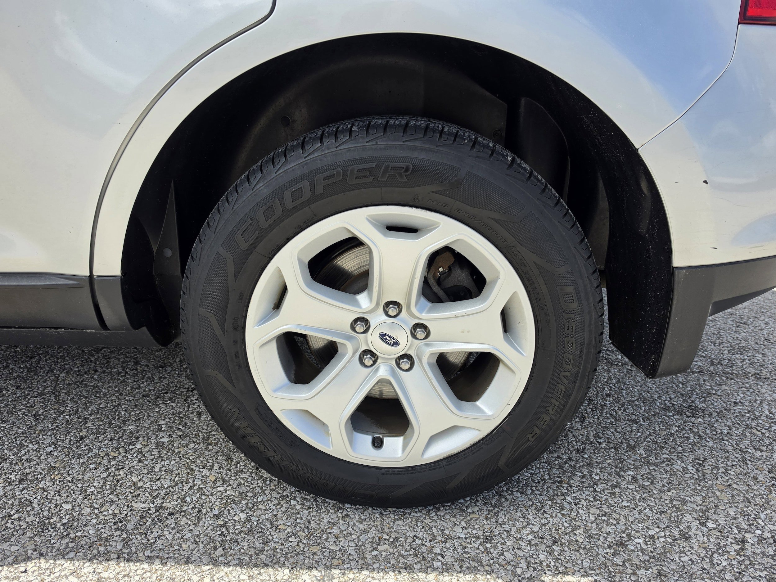Used 2013 Ford Edge SE AWD/4WD image 26