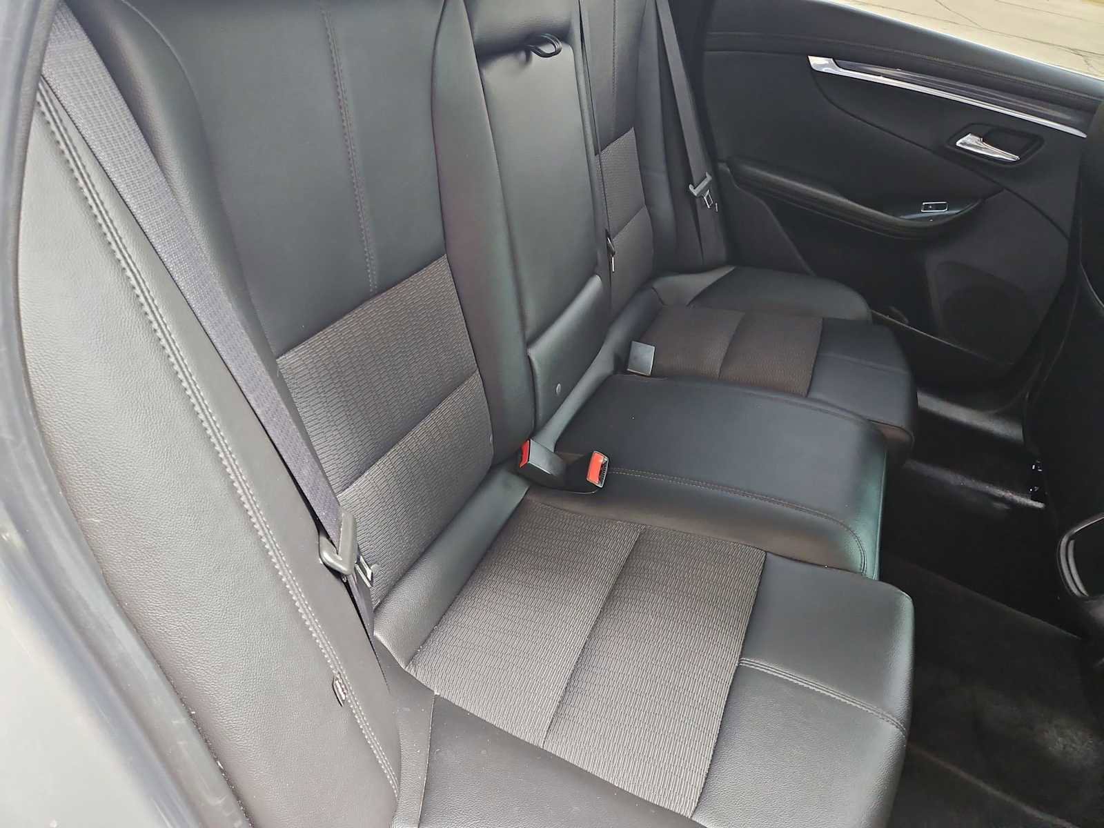 Used 2019 Chevrolet Impala LT image 20