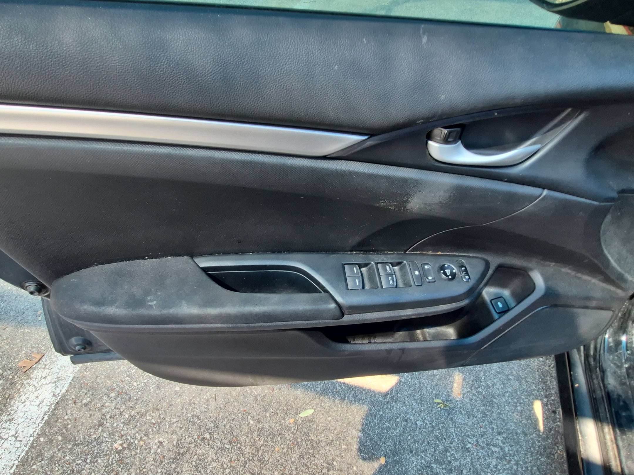 Used 2016 Honda Civic LX image 10