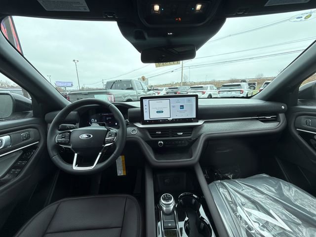 New 2026 Ford Explorer Platinum image 16