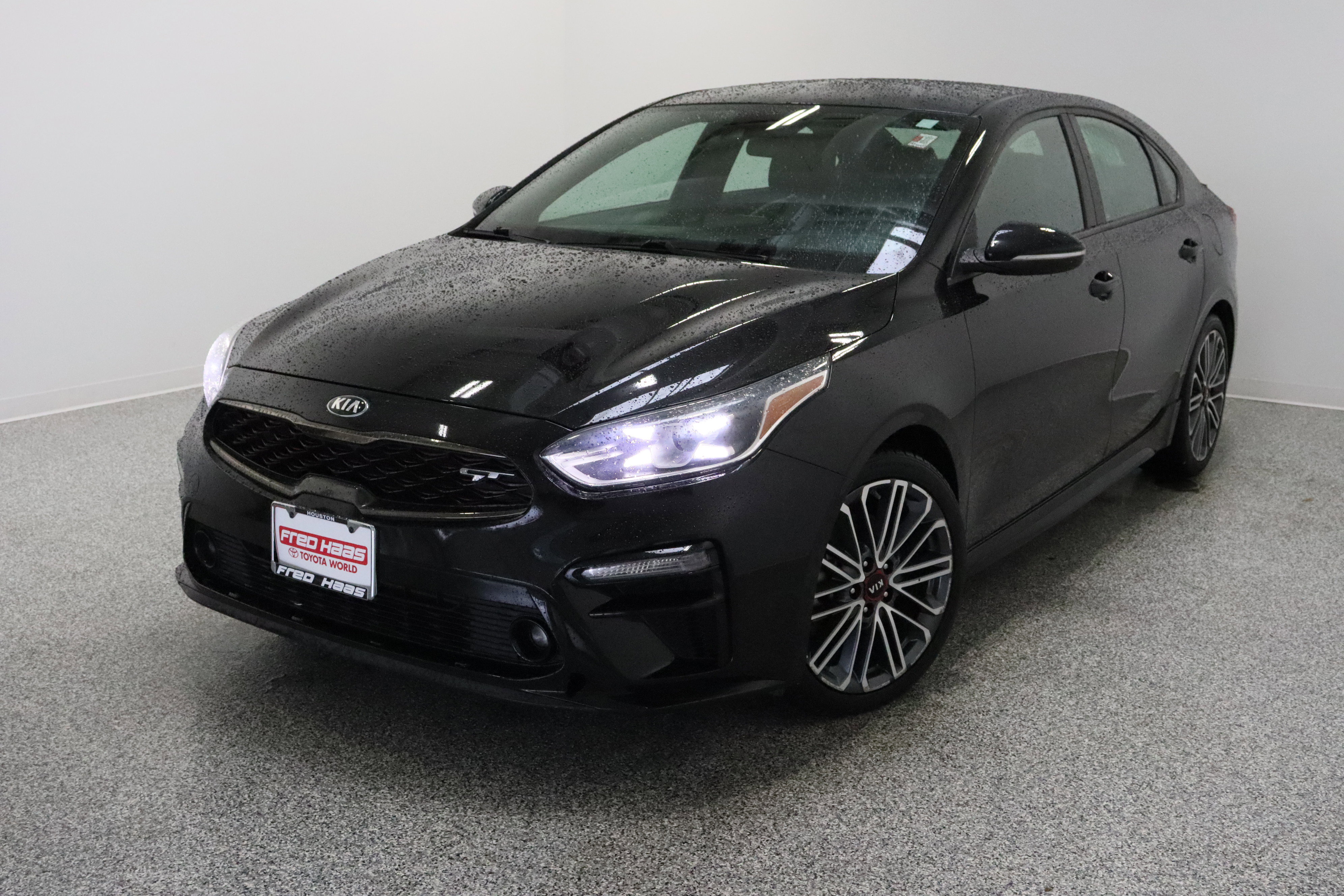 Used 2020 Kia Forte GT FWD image 2