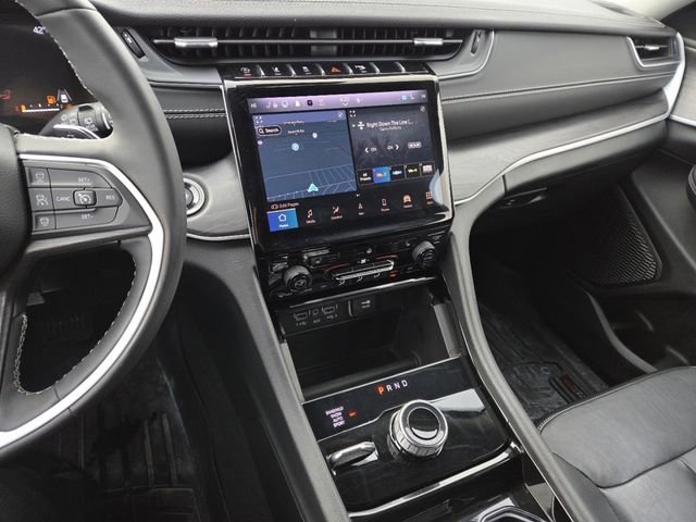 Used 2023 Jeep Grand Cherokee L Limited image 37