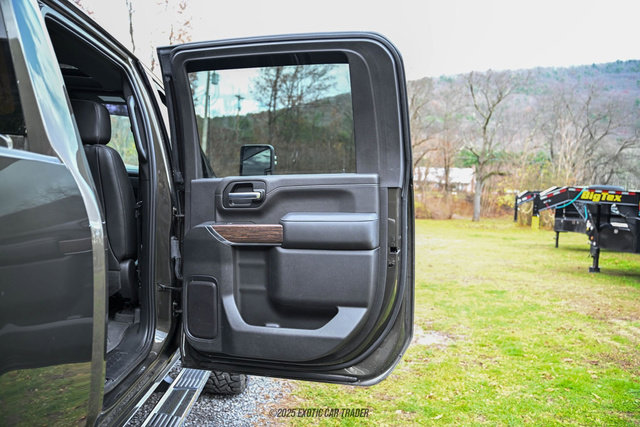 Used 2023 Chevrolet Silverado 3500 High Country image 20