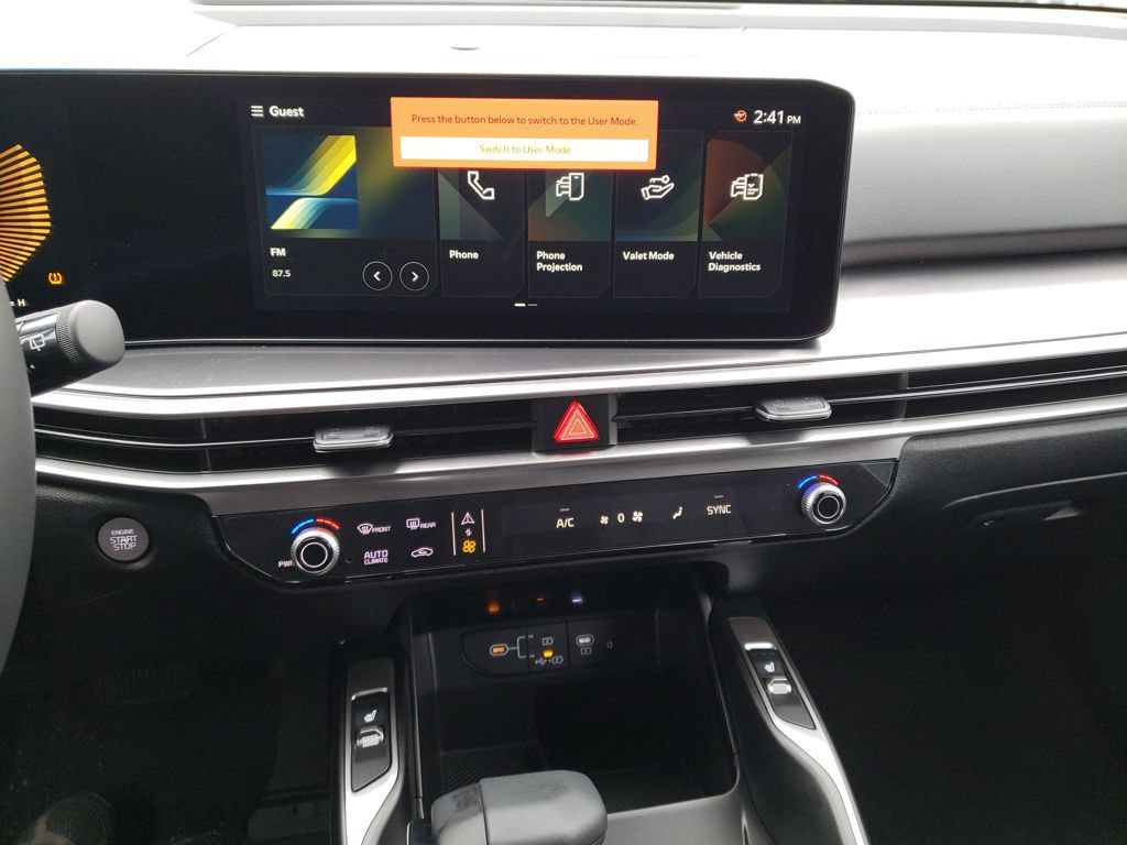New 2026 Kia Sorento S FWD image 16