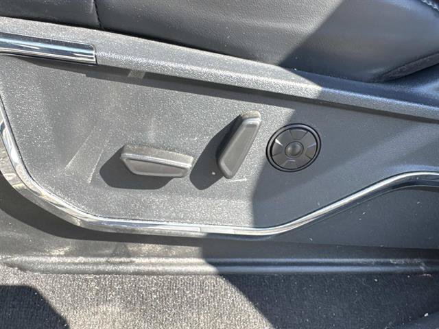 Used 2025 Ford F250 Platinum AWD/4WD image 11