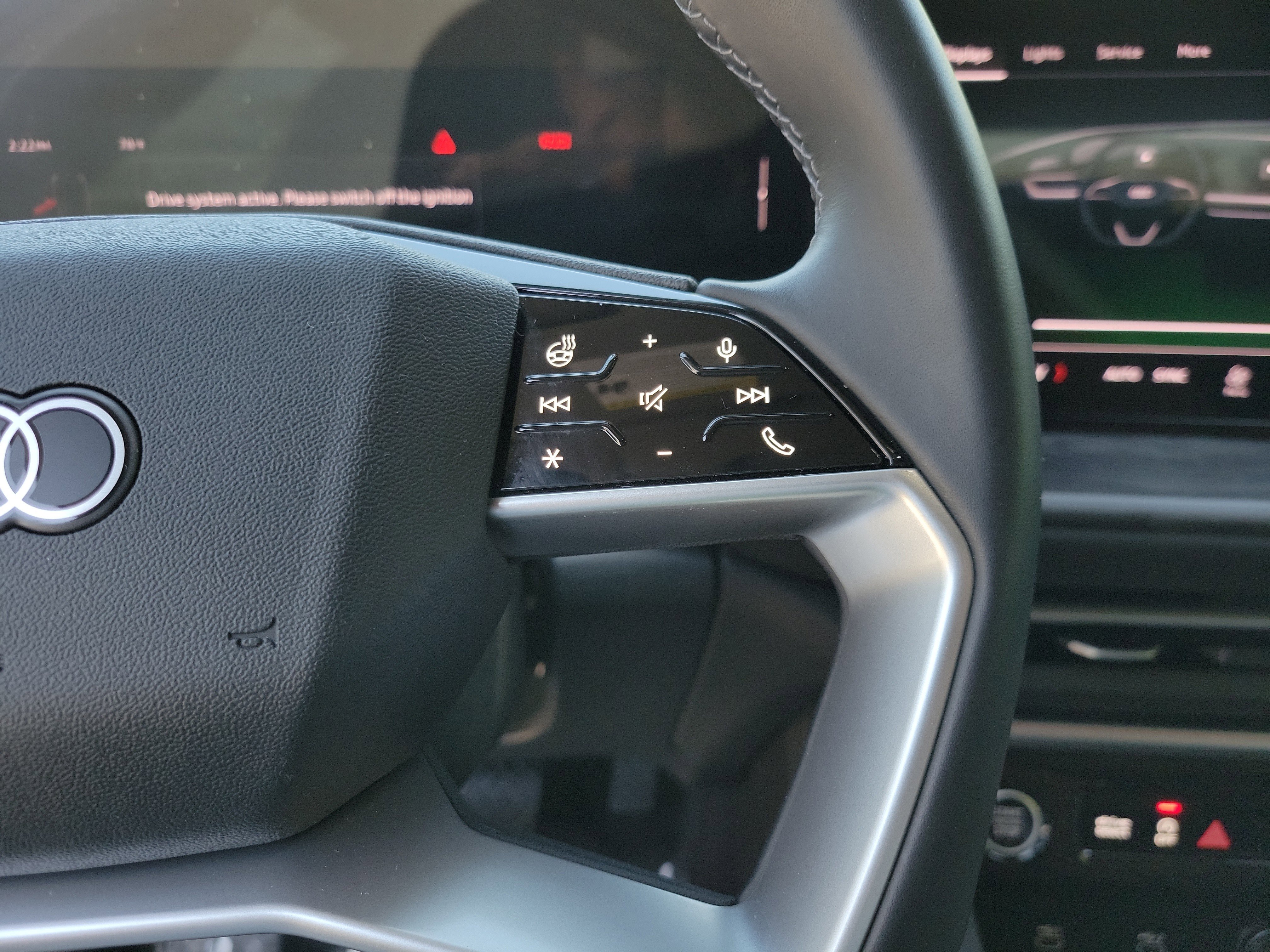 Used 2025 Audi Q5 Premium image 29