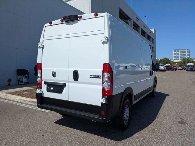 Used 2025 RAM ProMaster 2500 w/ Convenience Group image 3