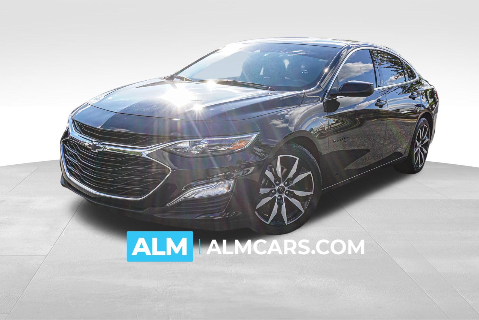 Used 2025 Chevrolet Malibu RS w/ LPO, Floor Liner Package FWD image 1