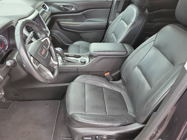 Used 2017 GMC Acadia SLT FWD image 3