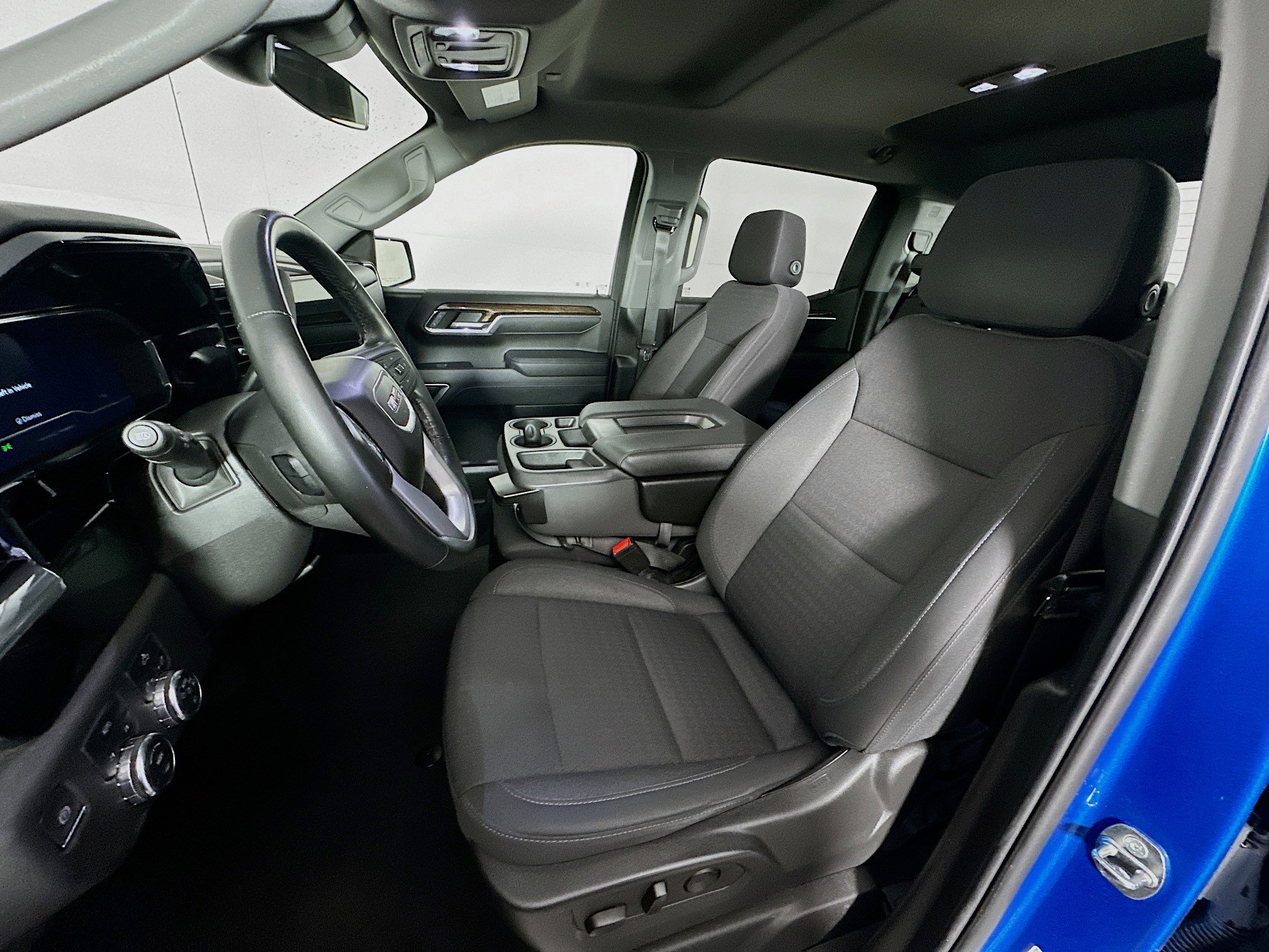 Used 2023 GMC Sierra 1500 Elevation image 13