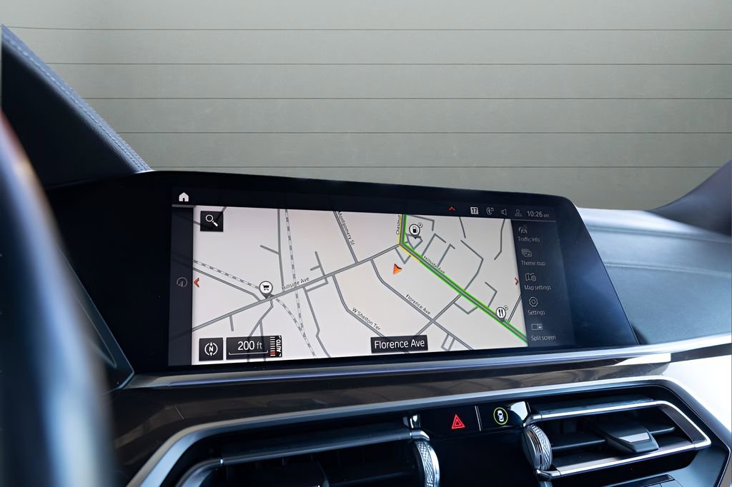 Used 2022 BMW X5 xDrive40i w/ M Sport Package AWD/4WD image 23