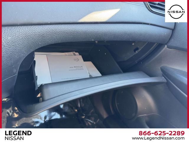 Used 2020 Nissan Rogue SL w/ Premium Package AWD/4WD image 32