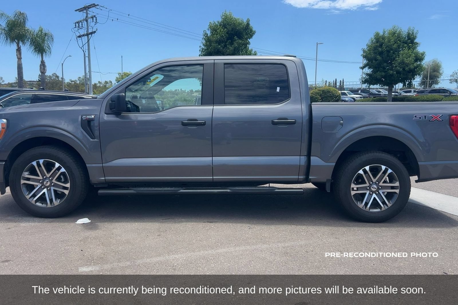 Used 2022 Ford F150 XL w/ STX Appearance Package RWD image 9