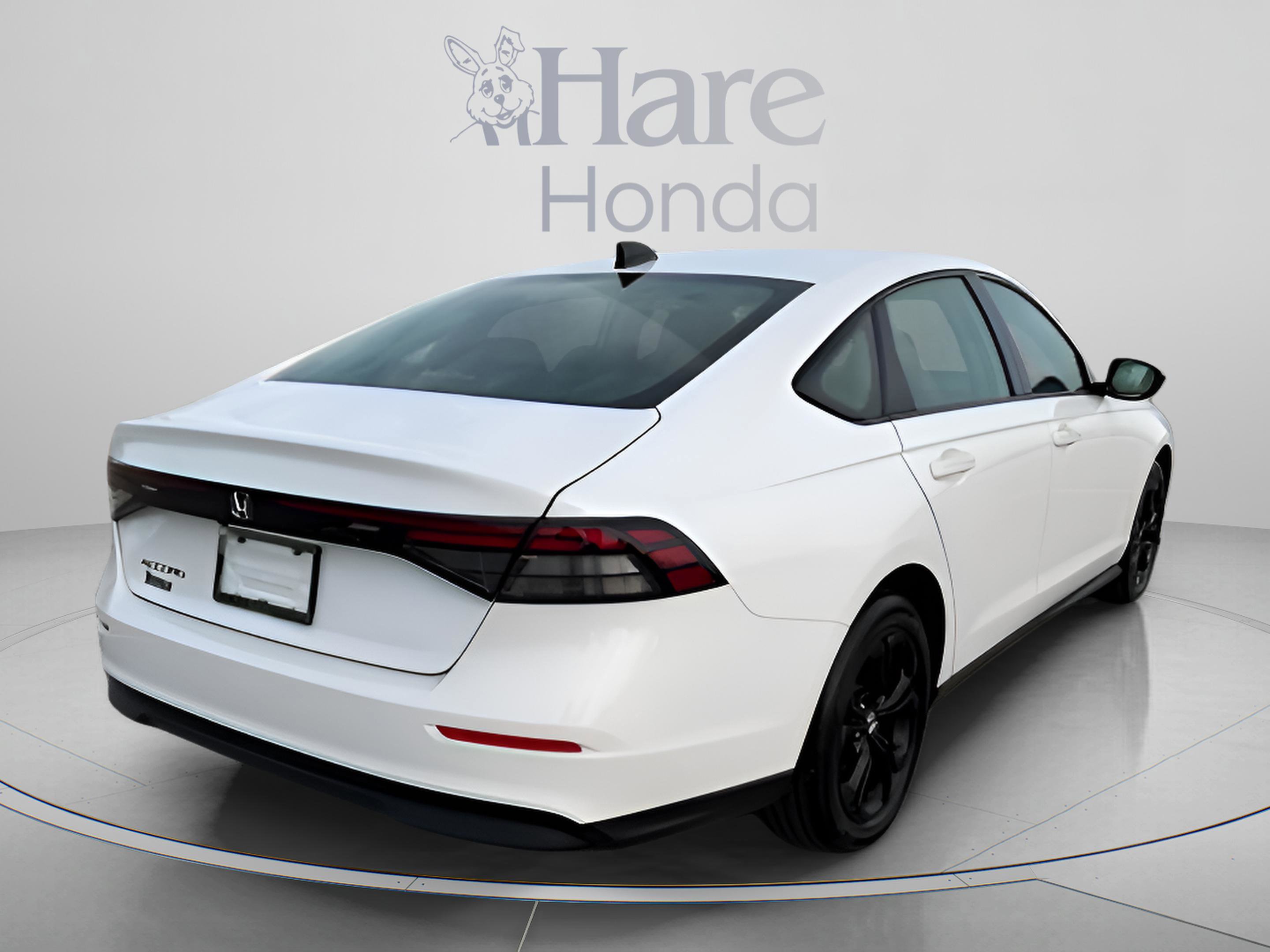 Certified 2025 Honda Accord SE image 5