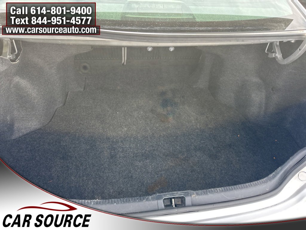 Used 2012 Toyota Camry LE image 14