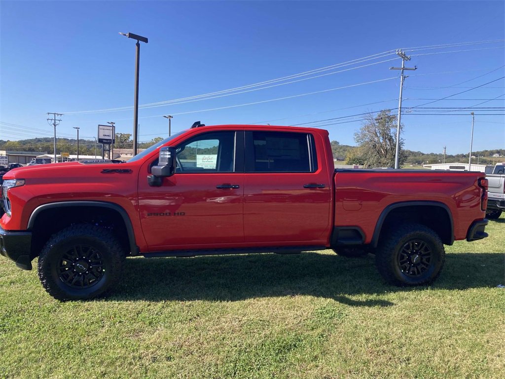 New 2026 Chevrolet Silverado 2500 ZR2 image 7