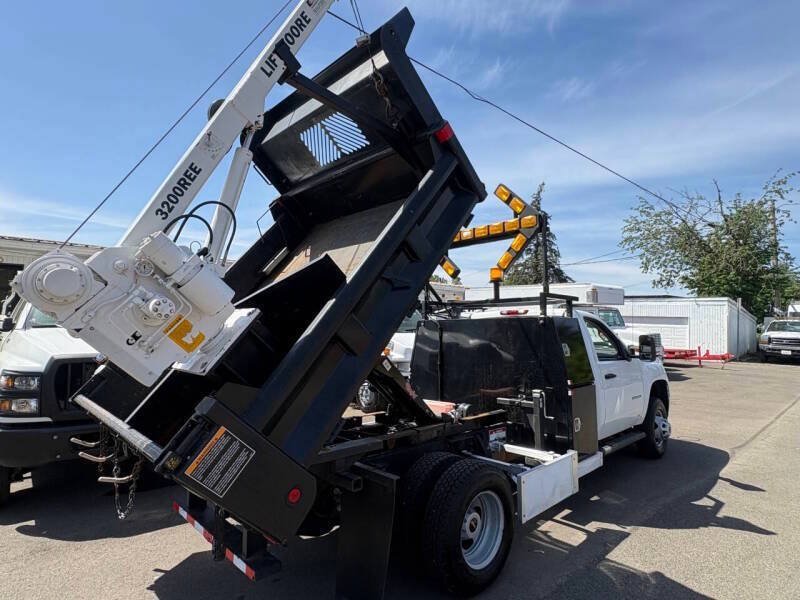 Used 2013 GMC Sierra 3500 W/T RWD image 27