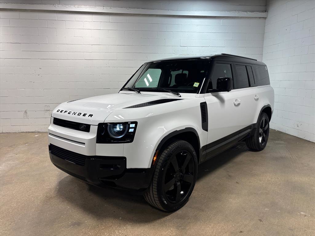 New 2026 Land Rover Defender 130 X-Dynamic SE image 1