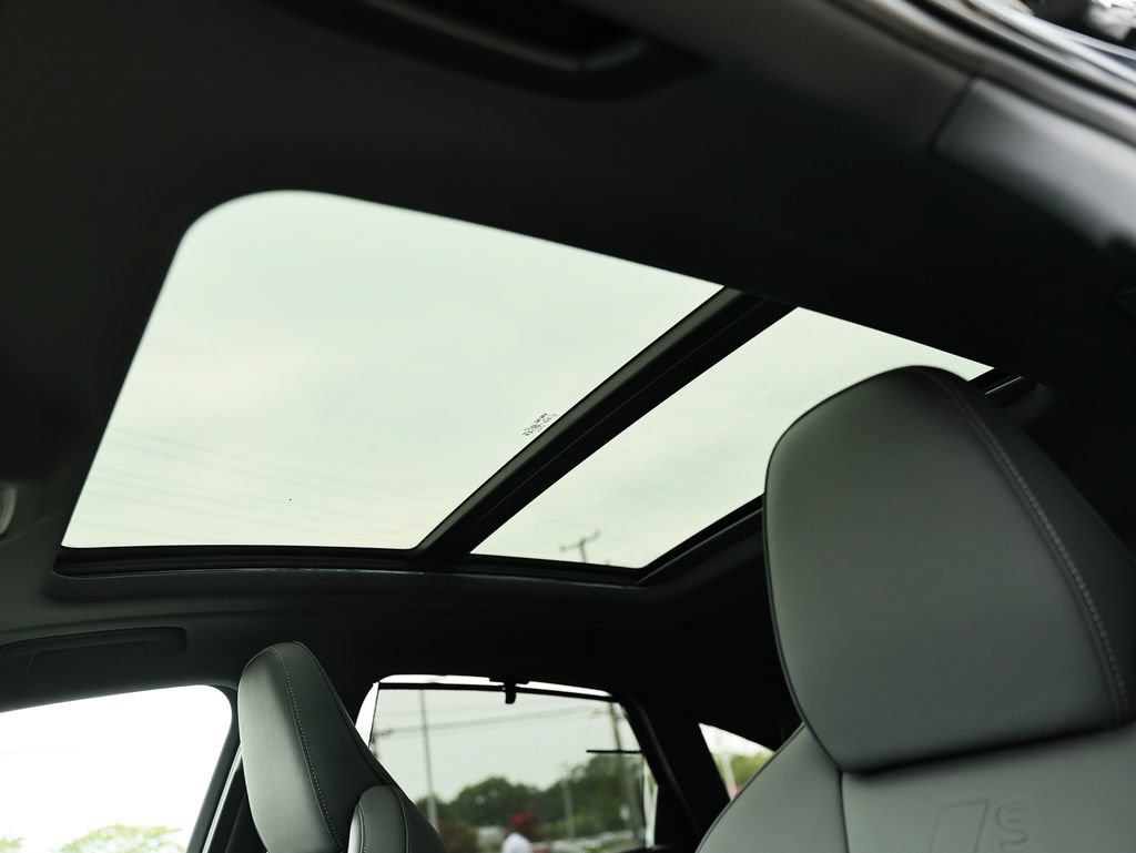 New 2026 Audi SQ5 Prestige AWD/4WD image 14