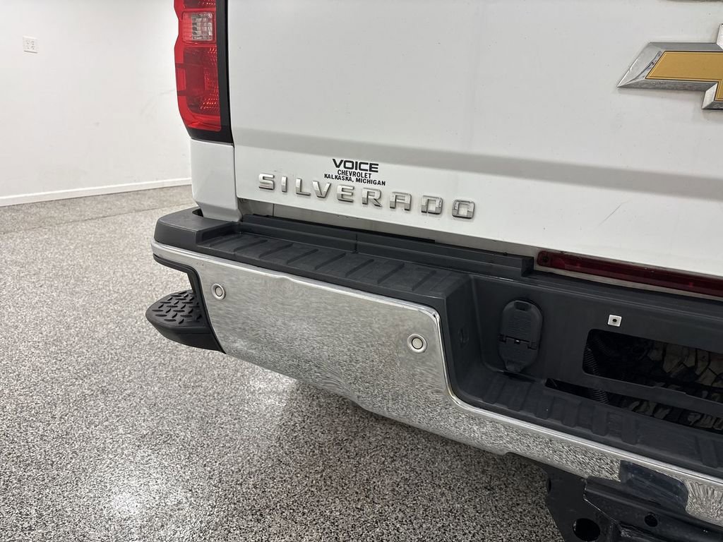 Used 2017 Chevrolet Silverado 3500 LTZ w/ Duramax Plus Package image 32