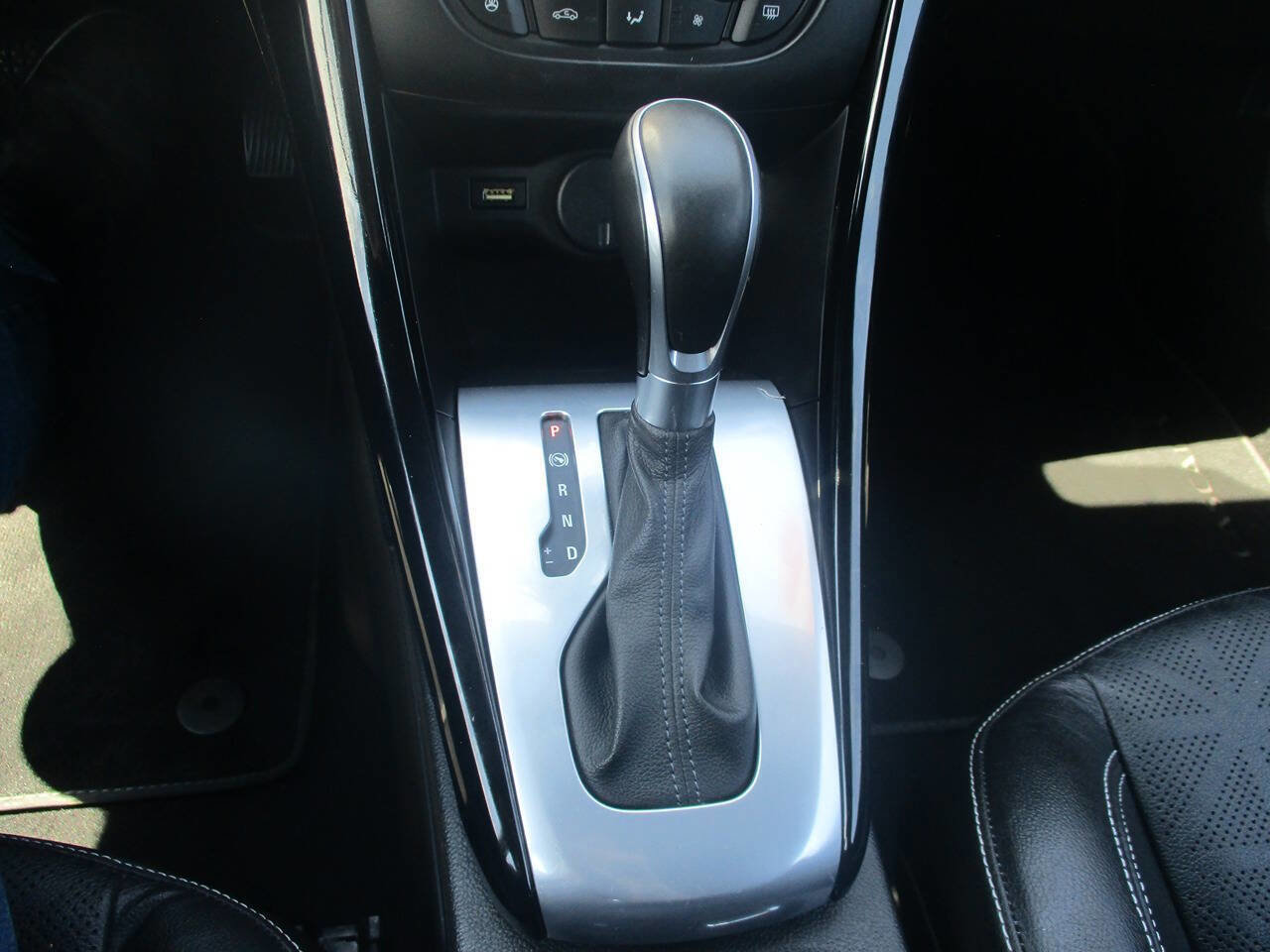 Used 2016 Buick Cascada FWD image 22