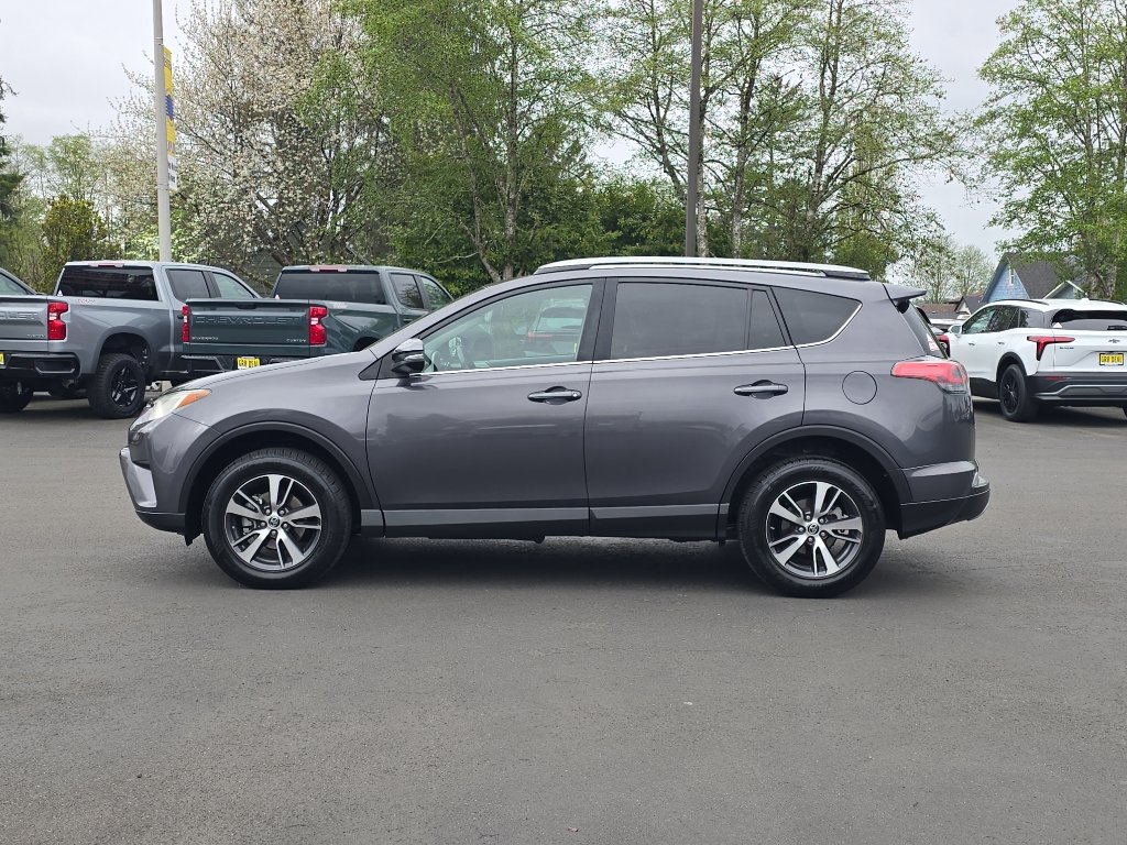 Used 2017 Toyota RAV4 XLE w/ Plus Special Value Package AWD/4WD image 6