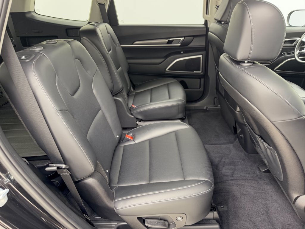 Used 2022 Kia Telluride S AWD/4WD image 29
