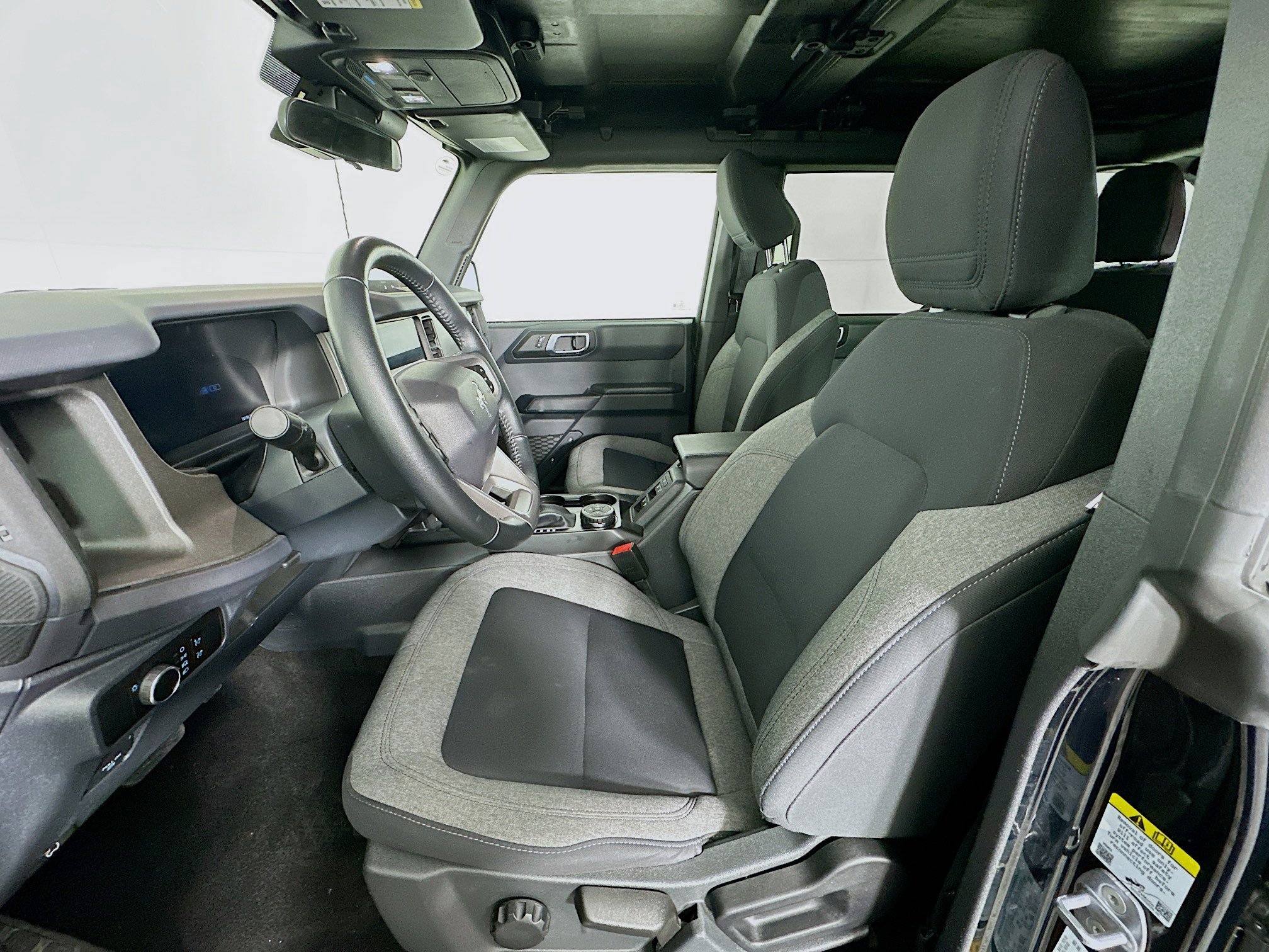 Used 2025 Ford Bronco Big Bend image 13