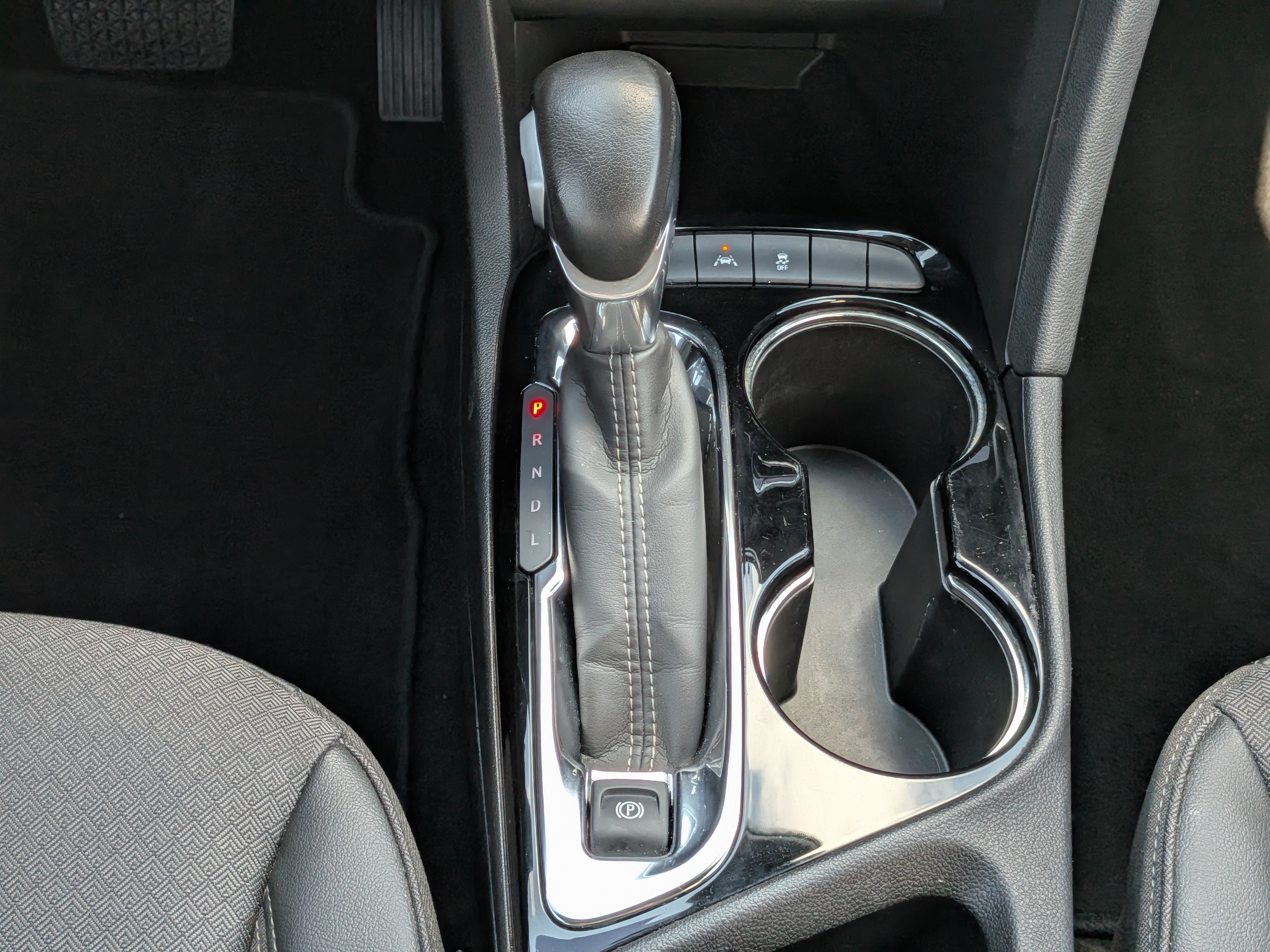Certified 2023 Buick Encore GX Select FWD image 20