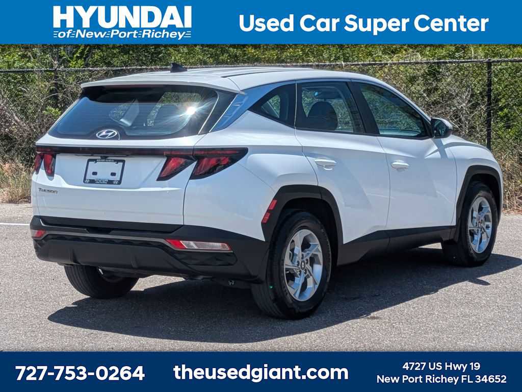 Used 2023 Hyundai Tucson SE FWD image 5