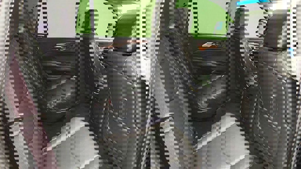 Used 2017 Cadillac Escalade Premium Luxury image 26