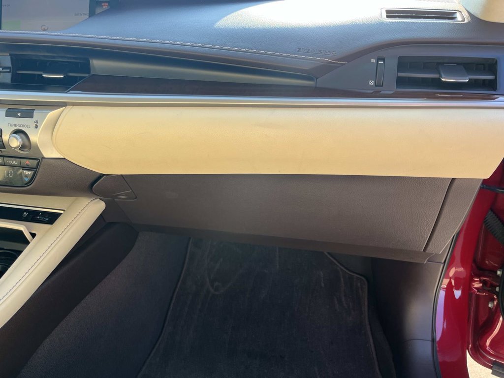 Used 2016 Lexus ES 350 w/ Navigation System Package FWD image 26