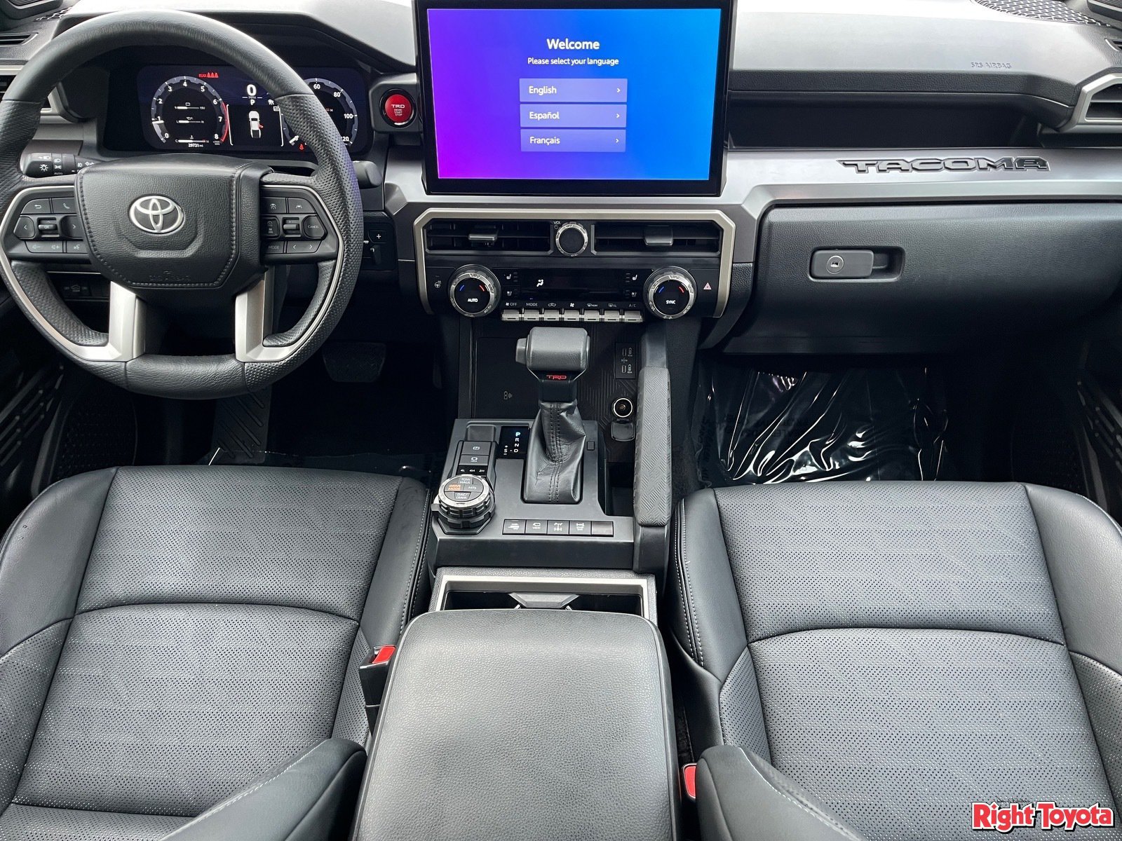 Used 2024 Toyota Tacoma TRD Off-Road w/ TRD Off Road Premium Package AWD/4WD image 17