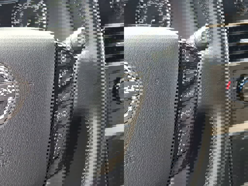 Used 2024 Nissan Armada SV image 24